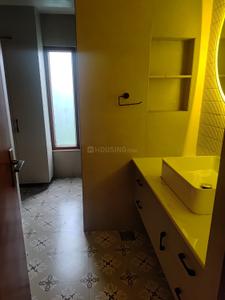 Bedroom Image of 1900 Sq.ft 3 BHK Apartment / Flat for rent in DDA Flats Vasant Kunj, Vasant Kunj New Delhi for Rs. 100000