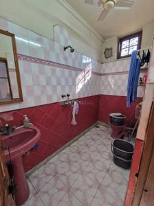 Bathroom Image of 1399 Sq.ft 3 BHK Apartment / Flat for sale in Kavi Nagar Ghaziabad for Rs. 21000000