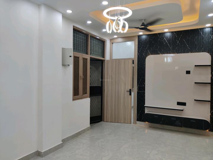 Shakti Khand, Indirapuram Main Image 1