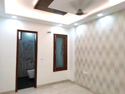 Bedroom Image of 1350 Sq.ft 3 BHK Builder Floor for rent in Pitampura New Delhi for Rs. 43000