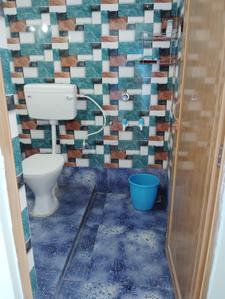 Bathroom Image of 800 Sq.ft 2 BHK Builder Floor for rent in Kalyani Nadia for Rs. 12000