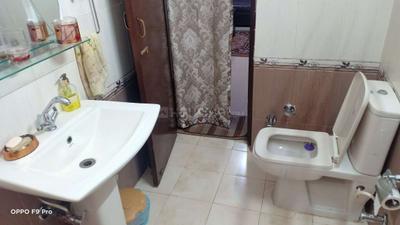 Bathroom Image of 1125 Sq.ft 3 BHK Apartment / Flat for sale in Utrathiya Zirakpur for Rs. 5800000
