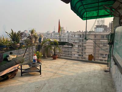 Balcony Image of 3000 Sq.ft 4 BHK Penthouse for rent in Mahagun Mansion Phase 1 and 2, Indirapuram Ghaziabad for Rs. 42000