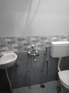 Bathroom Image of 1000 Sq.ft 2 BHK Builder Floor for rent in Horamavu Bengaluru for Rs. 19000