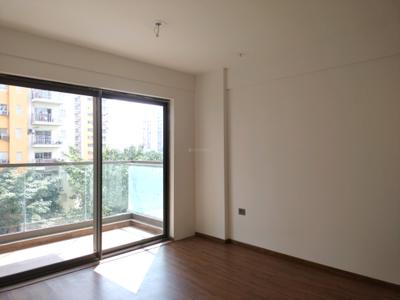 Bedroom Image of 3061 Sq.ft 3 BHK Apartment / Flat for sale in BPTP The Deck, Sector 82 Faridabad for Rs. 43500000