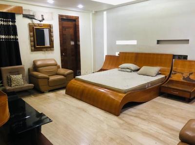 Bedroom Image of Girls pg in Sector 6, Noida