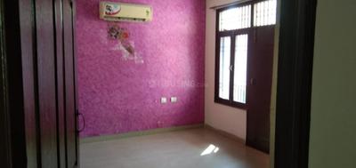 Bedroom Image of 1500 Sq.ft 3 BHK Apartment / Flat for rent in Maya Garden Phase 3, Bishanpura Zirakpur for Rs. 19000