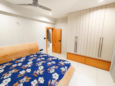 Bedroom Image of 2400 Sq.ft 3 BHK Apartment / Flat for rent in Raysan Gandhinagar for Rs. 40000
