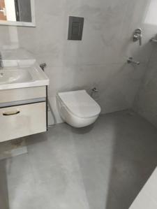 Bathroom Image of 2200 Sq.ft 4 BHK Apartment / Flat for sale in DDA Sector C Pocket 8, Vasant Kunj New Delhi for Rs. 49500000