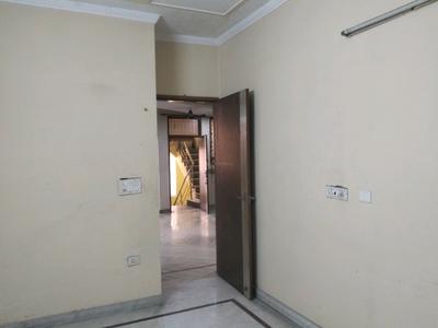 Bedroom Image of 1200 Sq.ft 3 BHK Builder Floor for rent in Vikaspuri New Delhi for Rs. 29000