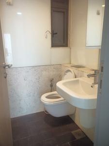 Bathroom Image of 1200 Sq.ft 3 BHK Apartment / Flat for sale in Dadar East Mumbai for Rs. 45000000