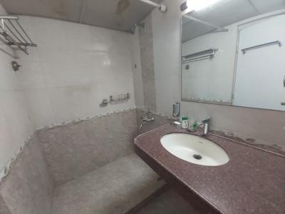 Bathroom Image of 1100 Sq.ft 2 BHK Apartment / Flat for sale in Sangamvadi Pune for Rs. 18500000