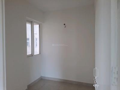 Bedroom Image of 740 Sq.ft 3 BHK Apartment / Flat for rent in Signature Global Golf Green, Sector 79 Gurgaon for Rs. 16000