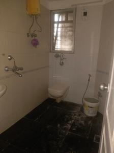 Common Bathroom Image of 1330 Sq.ft 3 BHK Apartment / Flat for rent in Evershine Millennium Paradise, Kandivali East Mumbai for Rs. 70000