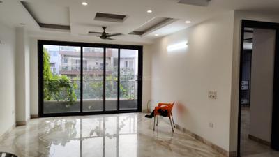 Living Room Image of 1900 Sq.ft 3 BHK Builder Floor for rent in Kirti Nagar New Delhi for Rs. 70000