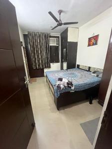 Bedroom Image of 500 Sq.ft 1 BHK Builder Floor for rent in Swaraj Homes RWA Sant Nagar, Sant Nagar New Delhi for Rs. 25000