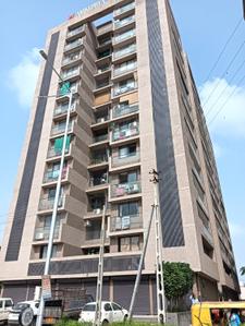 Image of 1800 Sq.ft 3 BHK Apartment / Flat for rent in Anikedhya Atlantis, Chandkheda, Ahmedabad for Rs. 28000