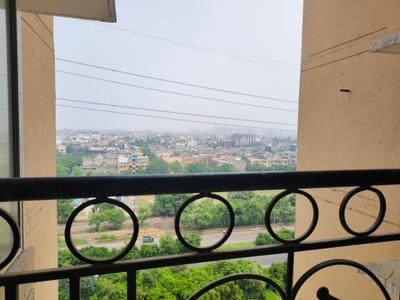 Image of 910 Sq.ft 2.5 BHK Apartment / Flat for rent in Prateek Grand City, Siddharth Vihar, Ghaziabad for Rs. 25800