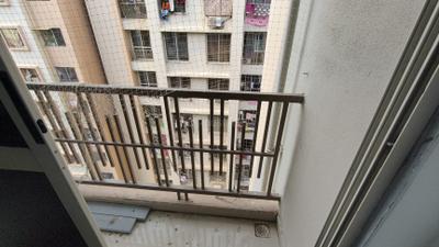 Living Room Image of 1011 Sq.ft 2 BHK Apartment / Flat for rent in Green Paradise, Dahin Nagar Surat for Rs. 15000