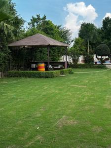 Image of 9072 Sq.ft 2 BHK Farm House for sale in Icon Sunshine Farms, Sector 150, Noida for Rs. 7500000
