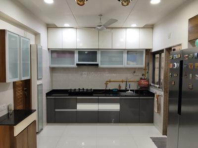 Kitchen Image of 1800 Sq.ft 3 BHK Apartment / Flat for sale in Sola Ahmedabad for Rs. 11500000