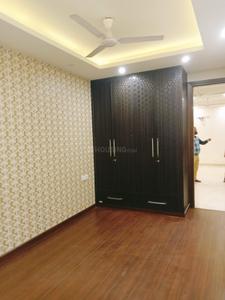 Bedroom Image of 1125 Sq.ft 3 BHK Builder Floor for rent in Chittaranjan Park New Delhi for Rs. 65000