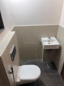 Bathroom Image of 800 Sq.ft 2 BHK Apartment / Flat for rent in Piramal Vaikunth , Thane West Thane for Rs. 40000