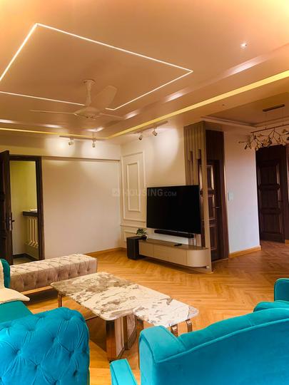 RCB Shiva Greens Main Image 1