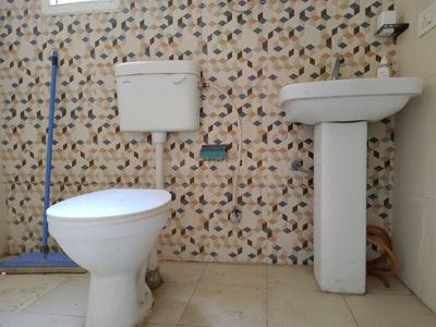 Bathroom Image of 852 Sq.ft 2 BHK Apartment / Flat for sale in Raj Nagar Extension Ghaziabad for Rs. 5800000