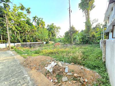 Image of 2610 Sq.ft Residential Plot / Land for sale in Alangad, Kochi for Rs. 3000000