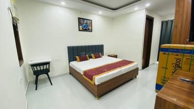 Bedroom Image of 980 Sq.ft 1 BHK Builder Floor for rent in HUDA Plot Sector 38, Sector 38 Gurgaon for Rs. 33000