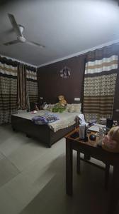 Bedroom Image of 2200 Sq.ft 5 BHK Apartment / Flat for sale in Lohgarh Zirakpur for Rs. 11000000