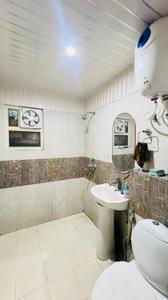 Bathroom Image of 1000 Sq.ft 2 BHK Apartment / Flat for sale in GTM Forest Lavana, Mohkampur Dehradun for Rs. 7800000