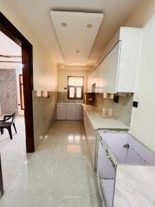 Kitchen Image of 1800 Sq.ft 4 BHK Apartment / Flat for sale in Shalimar Garden Ghaziabad for Rs. 17000000