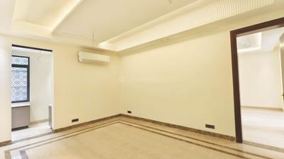 Bedroom Image of 9000 Sq.ft 5 BHK Villa for sale in Mandi New Delhi for Rs. 180000000