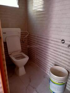 Bathroom Image of 1000 Sq.ft 2 BHK Builder Floor for rent in Haldirams Kolkata for Rs. 15000