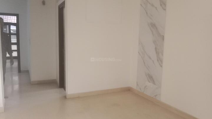 HUDA Plot Sector 31 Living Room 1