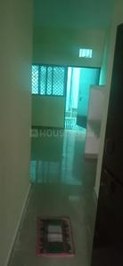 Image of 300 Sq.ft 1 BHK Builder Floor for rent in Gomti Nagar, Lucknow for Rs. 7000