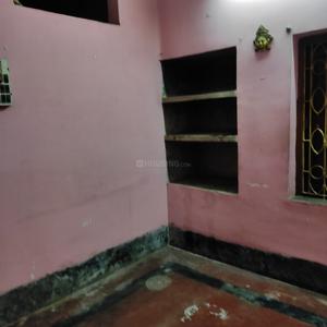 Bedroom Image of 900 Sq.ft 5 BHK Independent House for sale in Behala Kolkata for Rs. 6500000