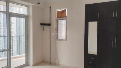 Bedroom Image of 1285 Sq.ft 2 BHK Apartment / Flat for rent in Assotech The Nest, Crossings Republik Ghaziabad for Rs. 18000