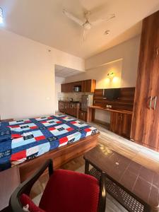 Bedroom Image of 435 Sq.ft 1 RK Studio for rent in Paramount Golfforeste Premium Apartments, Surajpur Greater Noida for Rs. 15000