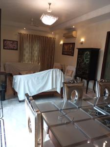 Hall Image of 5400 Sq.ft 4 BHK Builder Floor for sale in Navjeevan Vihar New Delhi for Rs. 85000000