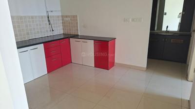 Kitchen Image of 900 Sq.ft 2 BHK Apartment / Flat for rent in Magarpatta Iris, Magarpatta City Pune for Rs. 31000