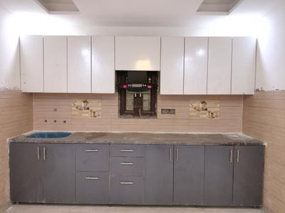 Kitchen Image of 1000 Sq.ft 3 BHK Apartment / Flat for sale in Deenpur New Delhi for Rs. 4700000