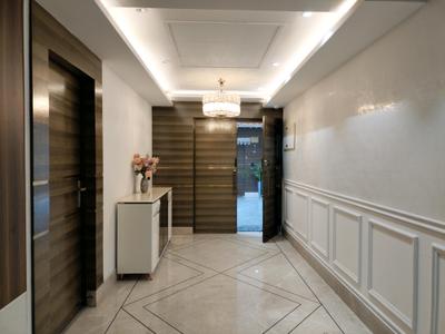 Passage Image of 4455 Sq.ft 4 BHK Apartment / Flat for sale in ABA Cleo County, Sector 121 Noida for Rs. 120000000