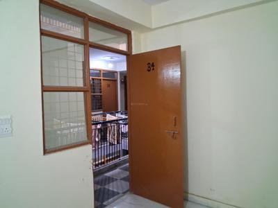 Living Room Image of 540 Sq.ft 1 BHK Apartment / Flat for rent in Sector 73 Noida for Rs. 11000