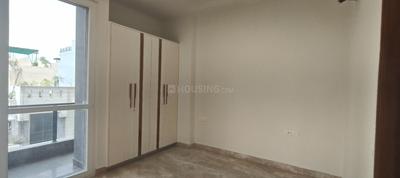 Bedroom Image of 1800 Sq.ft 3 BHK Builder Floor for rent in Pitampura New Delhi for Rs. 63000