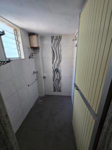 Bathroom Image of 680 Sq.ft 2 BHK Apartment / Flat for rent in Kandivali East Mumbai for Rs. 34000
