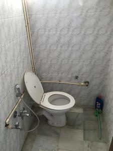 Bathroom Image of 1250 Sq.ft 2 BHK Apartment / Flat for rent in Shahibaug Ahmedabad for Rs. 22000