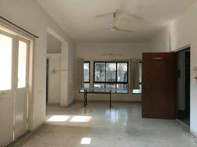 Living Room Image of 1850 Sq.ft 3 BHK Apartment / Flat for rent in Anand Park Apartment, Aundh Pune for Rs. 70000